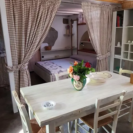 Cuccuiu Casa Vacanze * Uggiano Montefusco